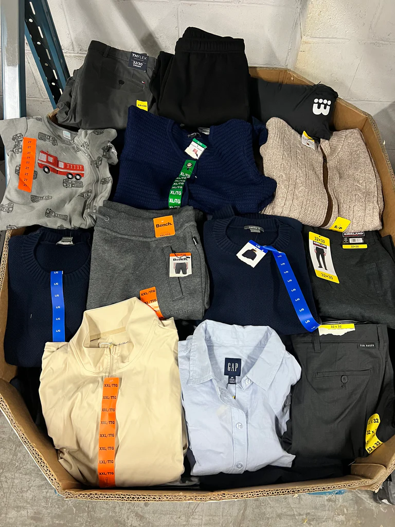 Brand Name Clothing #7 – 250pcs Brand Name Clothing #7 – 250pcs